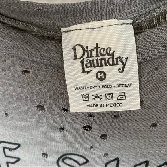 Distressed Sun Graphic Tee | Dirtee Laundry | Med - Picture 7 of 7